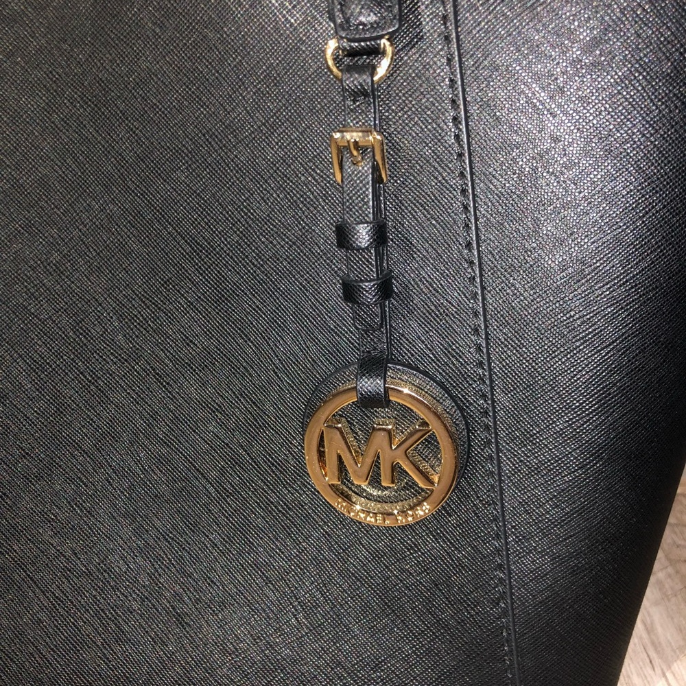 Michael Kors black tote leather purse - Picture 3 of 5